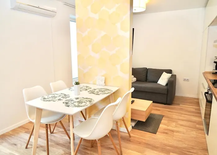 Golden Relax באלאטונפורד