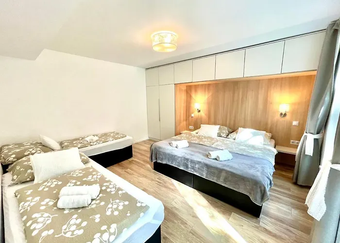 Golden Relax באלאטונפורד